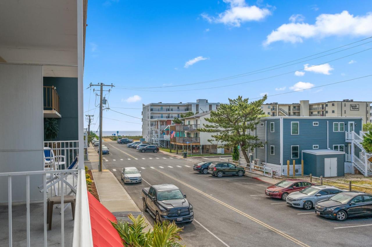 Coastal Palms Inn And Suites Ocean City Exterior photo